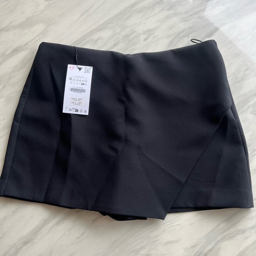 Zara Elegant Black Skirt